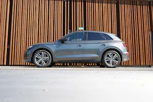 AUDI Q5 45 TFSI S LINE BLACK EDITION QUATTRO S-TRONIC l 265 PS