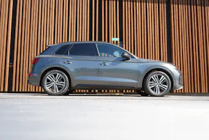 AUDI Q5 45 TFSI S LINE BLACK EDITION QUATTRO S-TRONIC l 265 PS