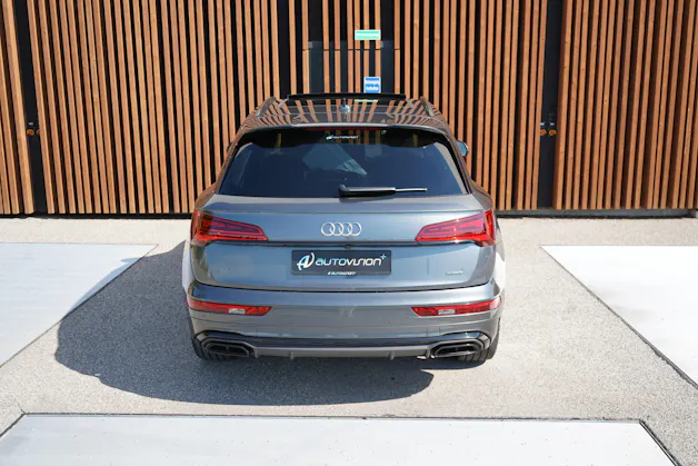 AUDI Q5 45 TFSI S LINE BLACK EDITION QUATTRO S-TRONIC l 265 PS