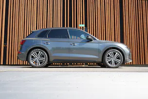 AUDI Q5 45 TFSI S LINE BLACK EDITION QUATTRO S-TRONIC l 265 PS