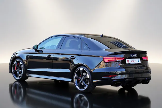 AUDI RS3 SEDAN 2.5 TSI quattro S-tronic