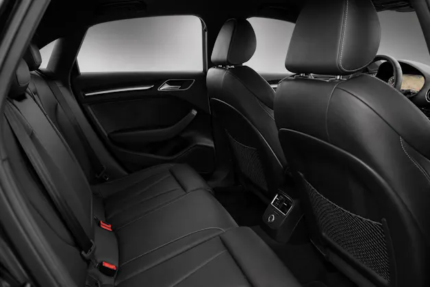 AUDI RS3 SEDAN 2.5 TSI quattro S-tronic