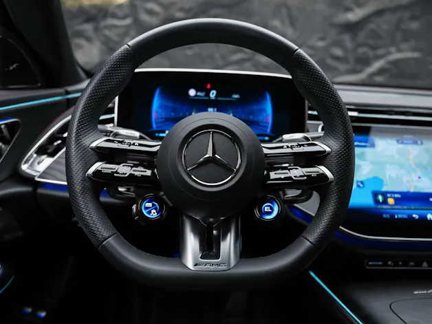 MERCEDES-BENZ E 53 AMG Hybrid 4Matic+ 9G-Tronic *21" Felgen*Werksgarantie*Head-Up*Burmester*