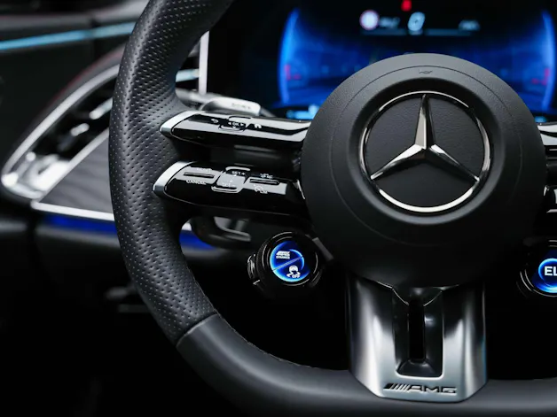 MERCEDES-BENZ E 53 AMG Hybrid 4Matic+ 9G-Tronic *21" Felgen*Werksgarantie*Head-Up*Burmester*