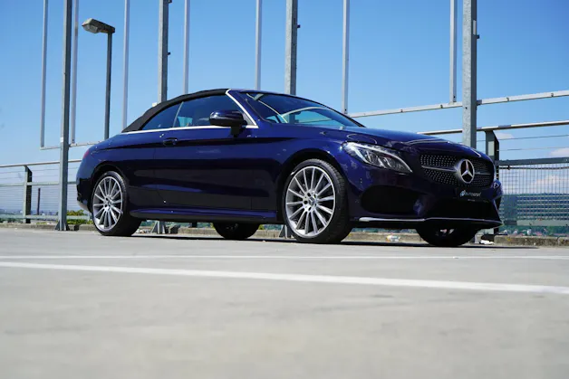 MERCEDES-BENZ C 250 CABRIOLET AMG LINE 9G-TRONIC l 211 PS