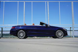 MERCEDES-BENZ C 250 CABRIOLET AMG LINE 9G-TRONIC l 211 PS