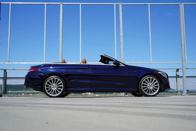 MERCEDES-BENZ C 250 CABRIOLET AMG LINE 9G-TRONIC l 211 PS