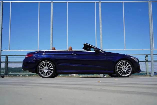 MERCEDES-BENZ C 250 CABRIOLET AMG LINE 9G-TRONIC l 211 PS