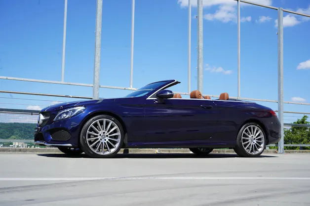 MERCEDES-BENZ C 250 CABRIOLET AMG LINE 9G-TRONIC l 211 PS