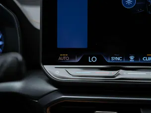 CUPRA LEON 2.0 TDI DSG *NEUES MODELL*Werksgarantie*Lenkradheizung*Assistenten*