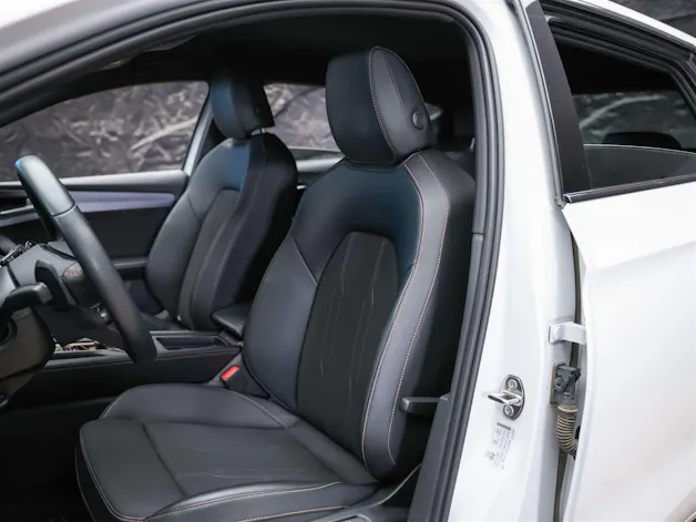 CUPRA LEON 2.0 TDI DSG *NEUES MODELL*Werksgarantie*Lenkradheizung*Assistenten*