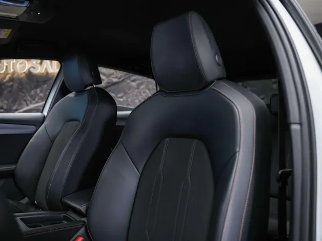 CUPRA LEON 2.0 TDI DSG *NEUES MODELL*Werksgarantie*Lenkradheizung*Assistenten*