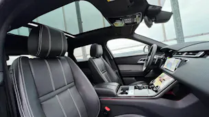 Land Rover RANGE ROVER VELAR R-DYNAMIC D BLACK 240 HSE AUTOMATIC l 240 PS
