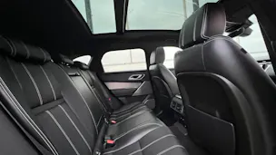 Land Rover RANGE ROVER VELAR R-DYNAMIC D BLACK 240 HSE AUTOMATIC l 240 PS