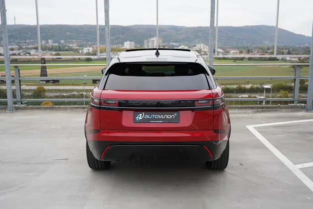Land Rover RANGE ROVER VELAR R-DYNAMIC D BLACK 240 HSE AUTOMATIC l 240 PS