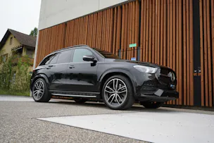 MERCEDES-BENZ GLE 450 4MATIC AMG LINE BLACK 9G-TRONIC l 367 PS