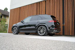 MERCEDES-BENZ GLE 450 4MATIC AMG LINE BLACK 9G-TRONIC l 367 PS