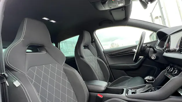 SKODA KAROQ 1.5 TSI ACT SPORTLINE DSG l 150 PS