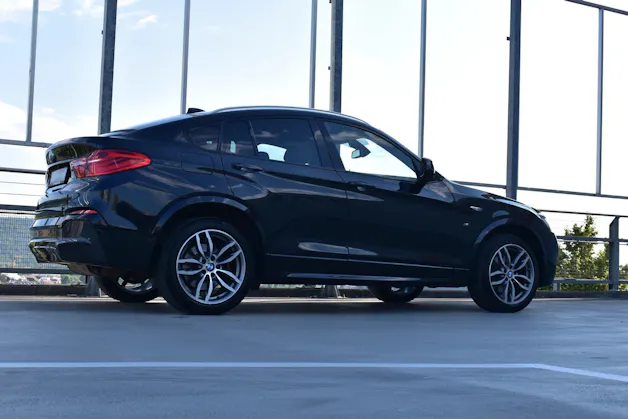 BMW X4 xDRIVE 30d STEPTRONIC M SPORT l 258 PS