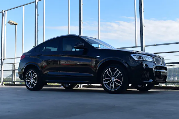 BMW X4 xDRIVE 30d STEPTRONIC M SPORT l 258 PS