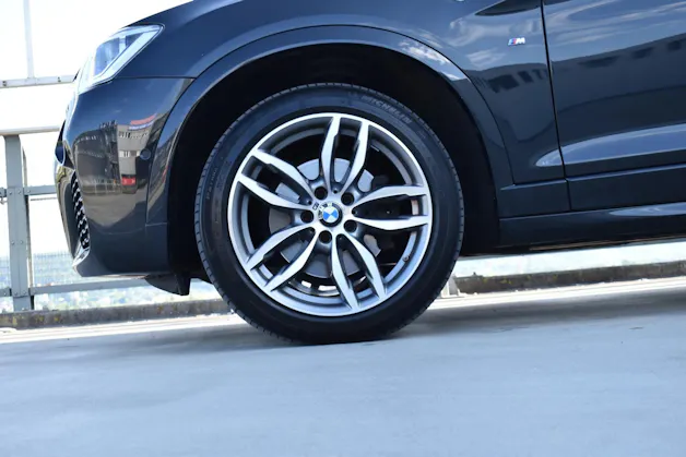 BMW X4 xDRIVE 30d STEPTRONIC M SPORT l 258 PS