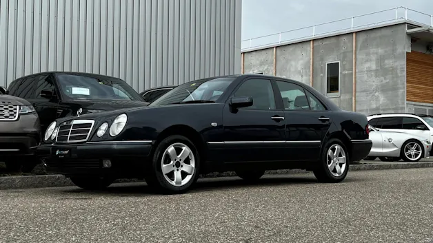 MERCEDES-BENZ E 280 ELÉGANCE 4-MATIC AUTOMATIC l 204 PS