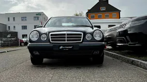 MERCEDES-BENZ E 280 ELÉGANCE 4-MATIC AUTOMATIC l 204 PS