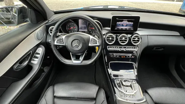 MERCEDES-BENZ C 250 d SWISS STAR AMG LINE NIGHT 4MATIC 9G-TRONIC l 204 PS