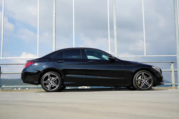 MERCEDES-BENZ C 250 d SWISS STAR AMG LINE NIGHT 4MATIC 9G-TRONIC l 204 PS