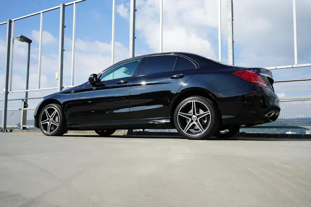 MERCEDES-BENZ C 250 d SWISS STAR AMG LINE NIGHT 4MATIC 9G-TRONIC l 204 PS