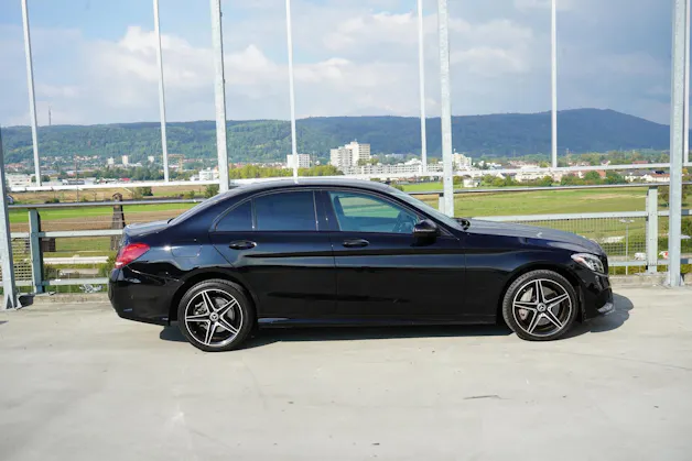 MERCEDES-BENZ C 250 d SWISS STAR AMG LINE NIGHT 4MATIC 9G-TRONIC l 204 PS