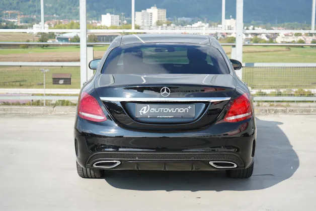 MERCEDES-BENZ C 250 d SWISS STAR AMG LINE NIGHT 4MATIC 9G-TRONIC l 204 PS