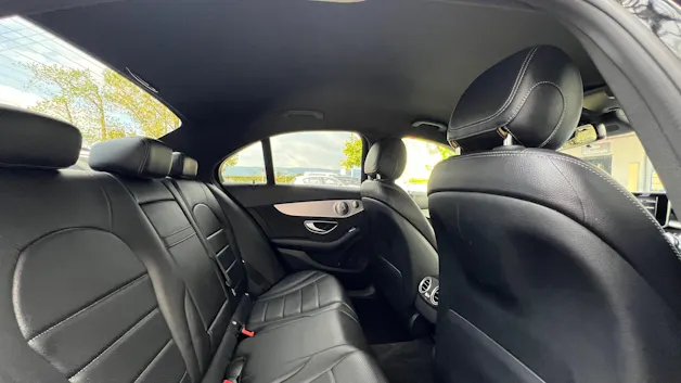 MERCEDES-BENZ C 250 d SWISS STAR AMG LINE NIGHT 4MATIC 9G-TRONIC l 204 PS