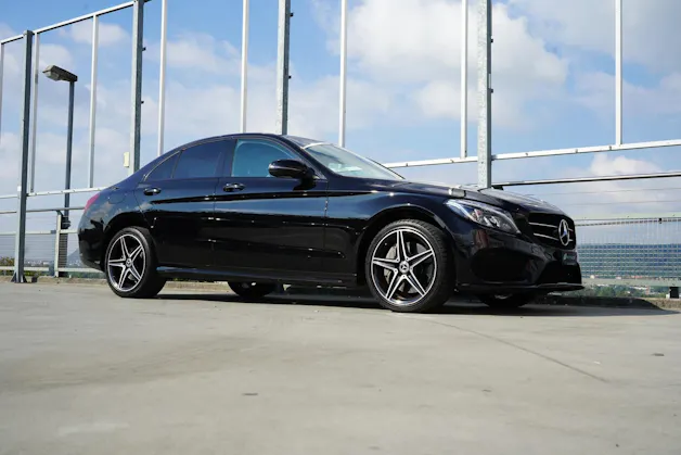 MERCEDES-BENZ C 250 d SWISS STAR AMG LINE NIGHT 4MATIC 9G-TRONIC l 204 PS