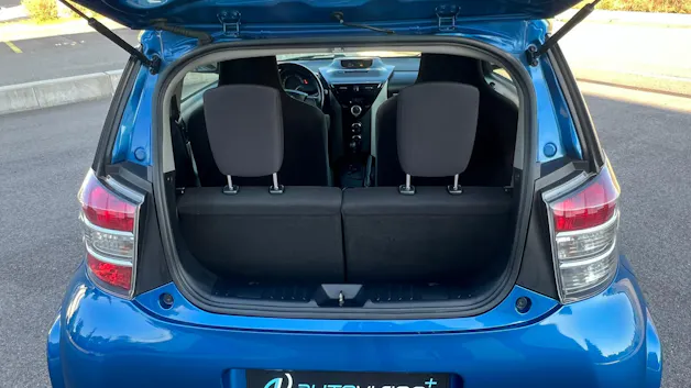 Toyota iQ3 1.33 DUAL VVT-i MULTIDRIVE l 98 PS