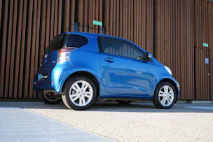 Toyota iQ3 1.33 DUAL VVT-i MULTIDRIVE l 98 PS