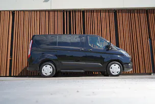FORD TRANSIT CUSTOM 1.0 ECO BOOST 320 L1H1 TREND PHEV l 126 PS