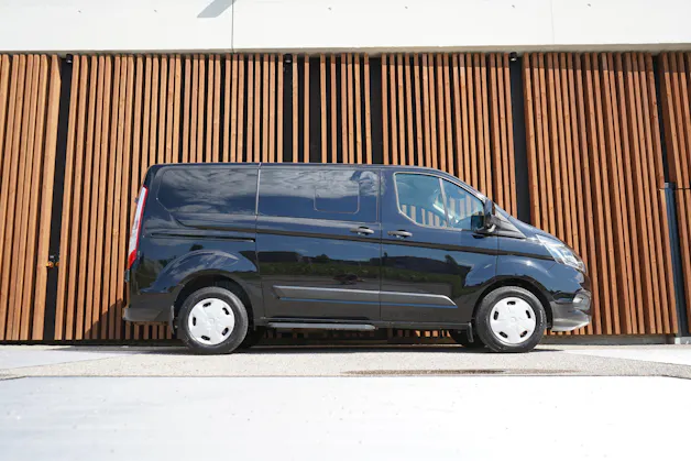 FORD TRANSIT CUSTOM 1.0 ECO BOOST 320 L1H1 TREND PHEV l 126 PS