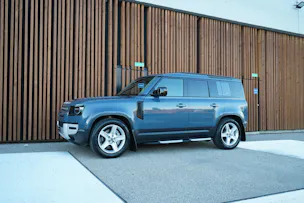 Land Rover DEFENDER 110 3.0 D I6 300 X-DYNAMIK HSE AWD AT8 l 300 PS