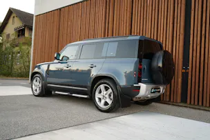 Land Rover DEFENDER 110 3.0 D I6 300 X-DYNAMIK HSE AWD AT8 l 300 PS