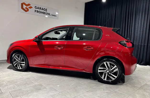 PEUGEOT 208 1.2 PureTech Allure Pack EAT8 | 1.Hand |