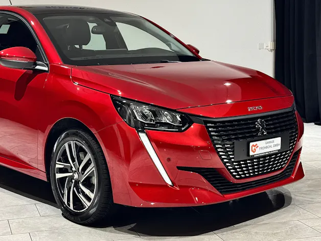 PEUGEOT 208 1.2 PureTech Allure Pack EAT8 | 1.Hand |