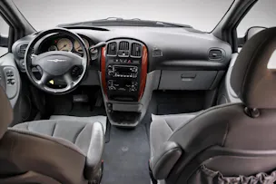 CHRYSLER Grand Voy. 2.8 CRD LX Automatic