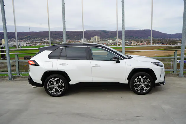 Toyota RAV-4 2.5 PHEV GR SPORT E-CVT 4WD l 306 PS