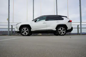Toyota RAV-4 2.5 PHEV GR SPORT E-CVT 4WD l 306 PS