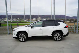 Toyota RAV-4 2.5 PHEV GR SPORT E-CVT 4WD l 306 PS