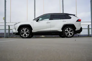 Toyota RAV-4 2.5 PHEV GR SPORT E-CVT 4WD l 306 PS
