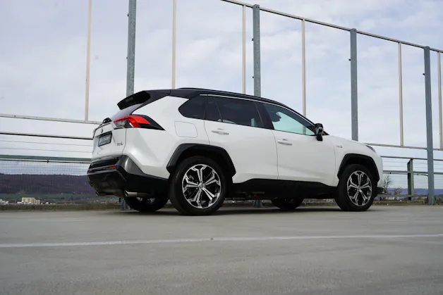 Toyota RAV-4 2.5 PHEV GR SPORT E-CVT 4WD l 306 PS
