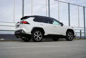 Toyota RAV-4 2.5 PHEV GR SPORT E-CVT 4WD l 306 PS