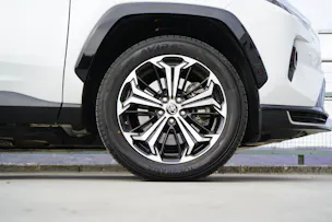 Toyota RAV-4 2.5 PHEV GR SPORT E-CVT 4WD l 306 PS